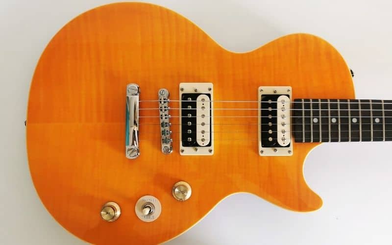 This image has an empty alt attribute; its file name is Les-Paul-Volute-.jpg