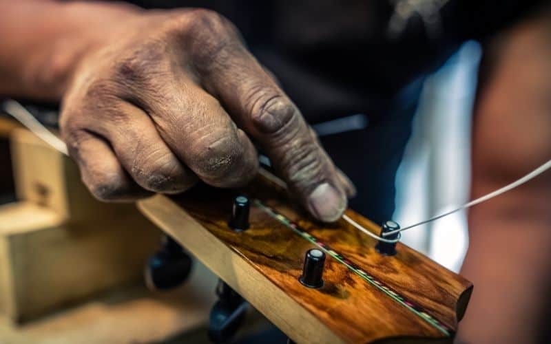 Guitar Luthier 