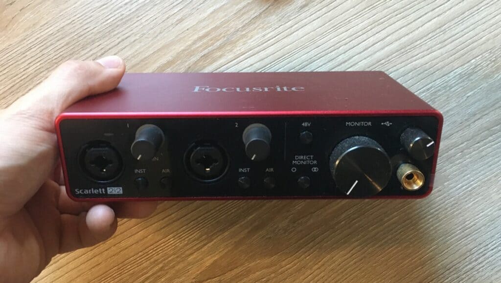 Focusrite Scarlett 2i2 - How to Make Guitar Videos for Instagram