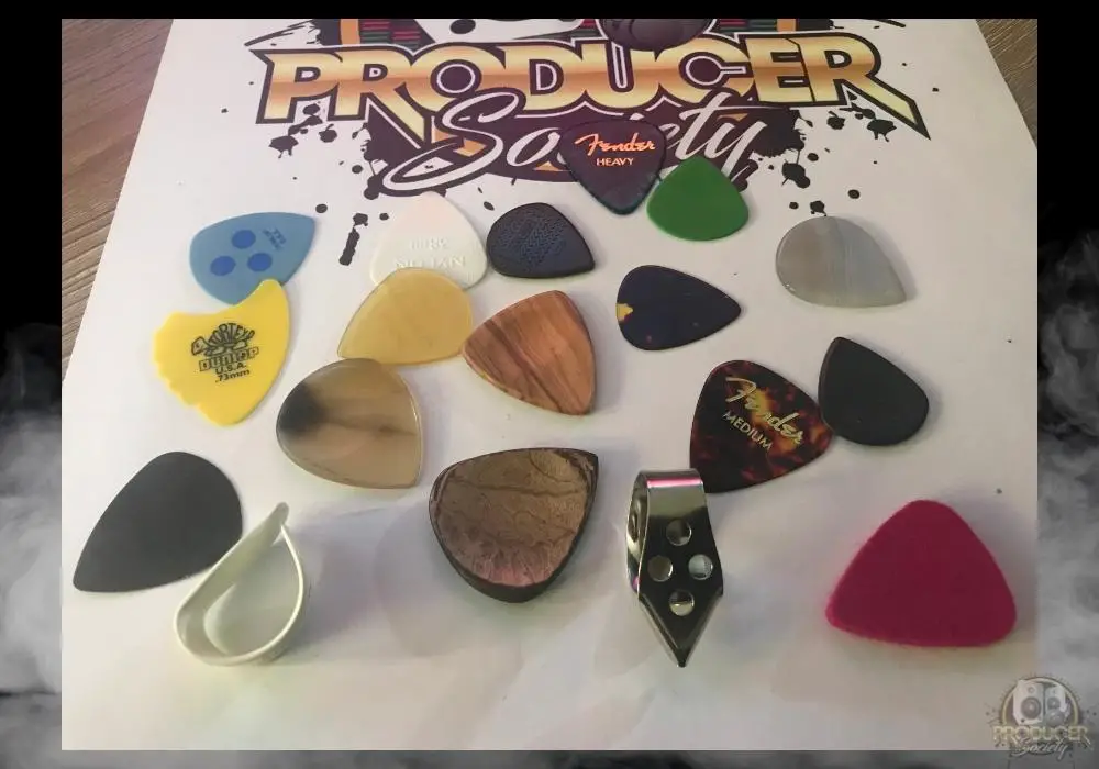 All the Picks - The Best Picks for Acoustic Guitar Strumming (1000 × 700 px)