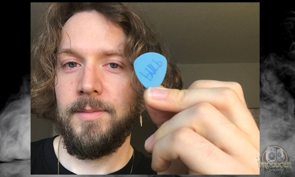 Bulb Delrin Pick - The Best Pick for Strumming on AcousticElectric Guitar