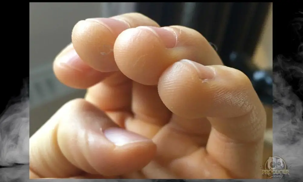 Calluses - The Best Picks for Guitar Strumming (Acoustic and Electric)