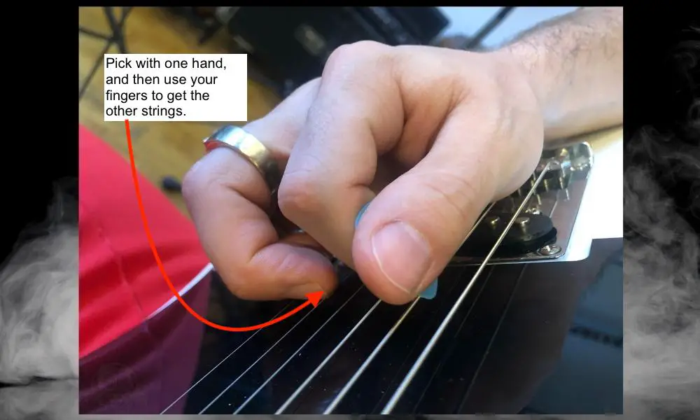 Hybrid Picking - How to Strum Triads on the Guitar 
