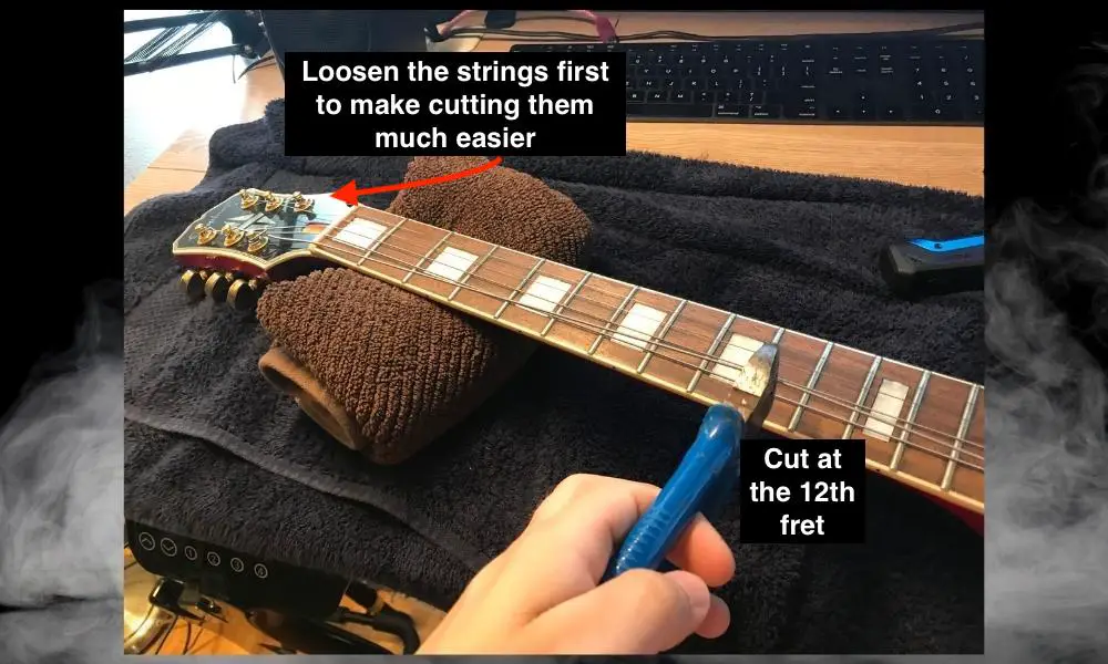 Taking Strings Off - How to Set Up the Epiphone Les Paul Custom
