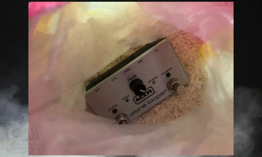 Rice - How to Fix A Wet Guitar Pedal [Dead SIMPLE]